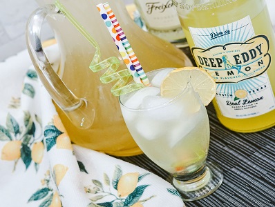 Champagne and Lemonade Vodka Punch